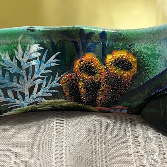 Hand Painted Ceramic Box - Picture 7 of 11